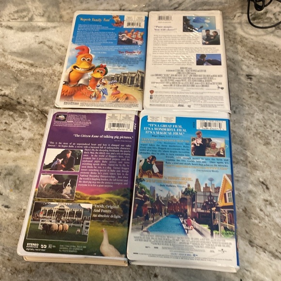 Family Movie VHS tapes: Free Willy,  Chicken Run, Babe & Babe Pig in the City. - Picture 2 of 8